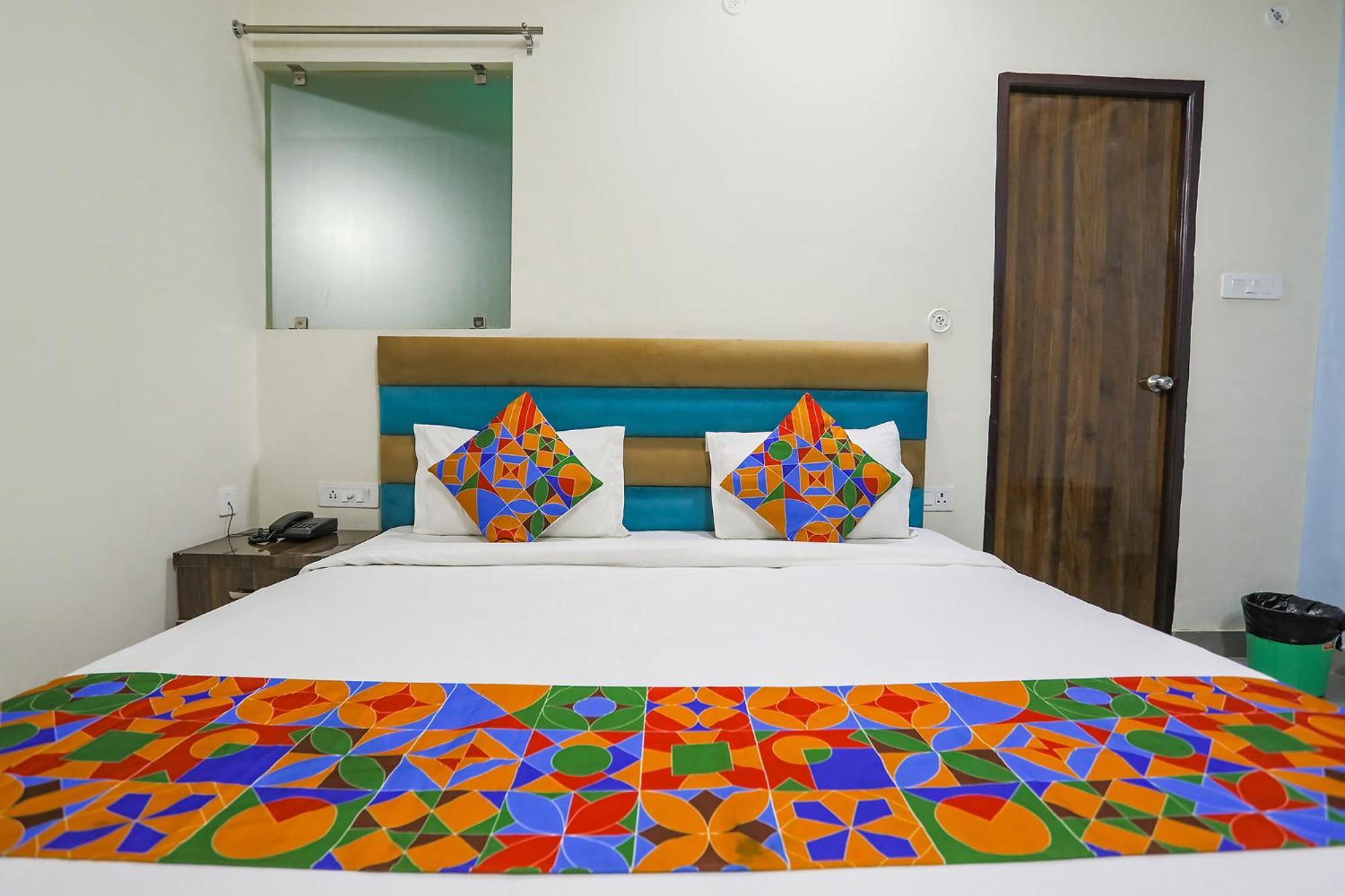 Fabhotel Sm Palace Chinhat Экстерьер фото