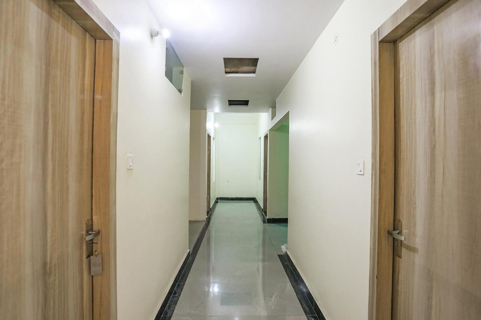 Fabhotel Sm Palace Chinhat Экстерьер фото