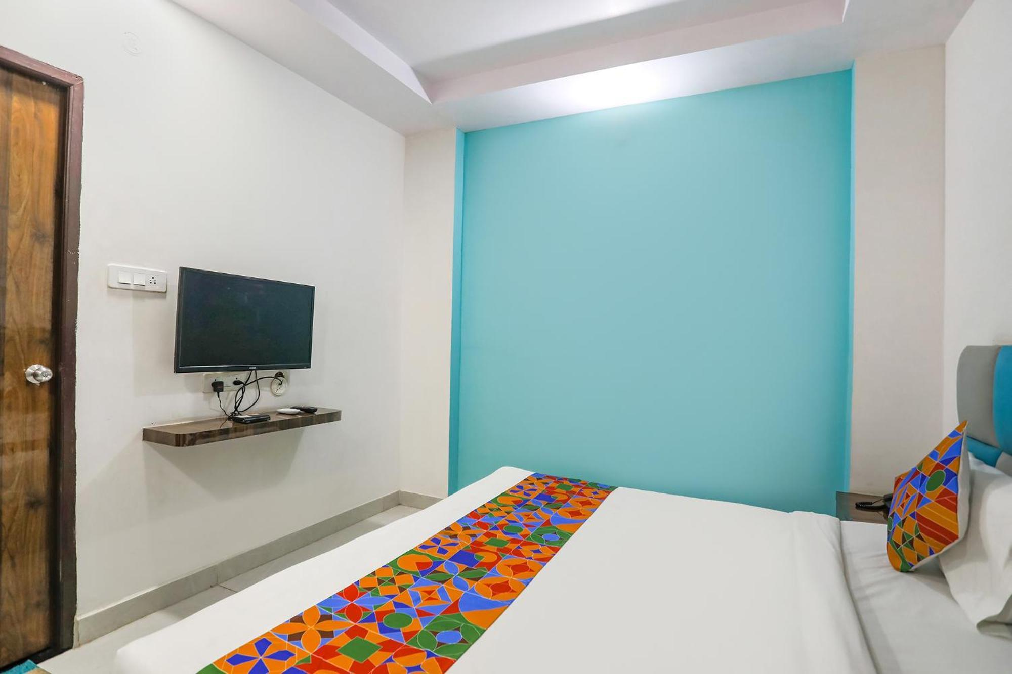 Fabhotel Sm Palace Chinhat Экстерьер фото